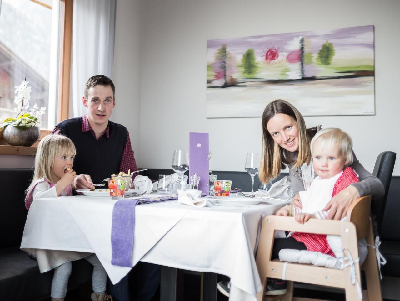 Familienhotel Viktoria ウルティモ エクステリア 写真