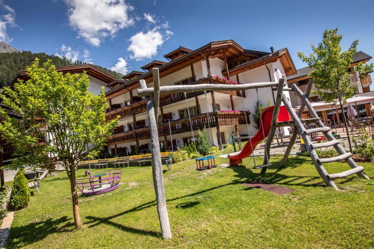 Familienhotel Viktoria ウルティモ エクステリア 写真