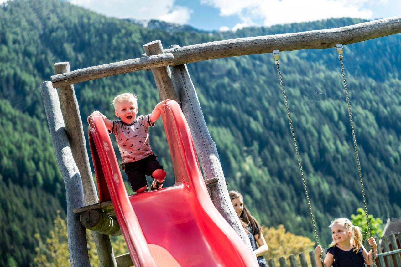 Familienhotel Viktoria ウルティモ エクステリア 写真